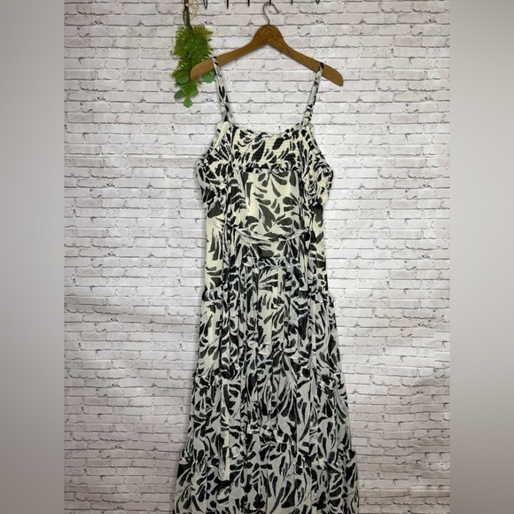 Alexis for Target Black and White Paint Stroke Tiered Midi Dress - Picture 4 of 5